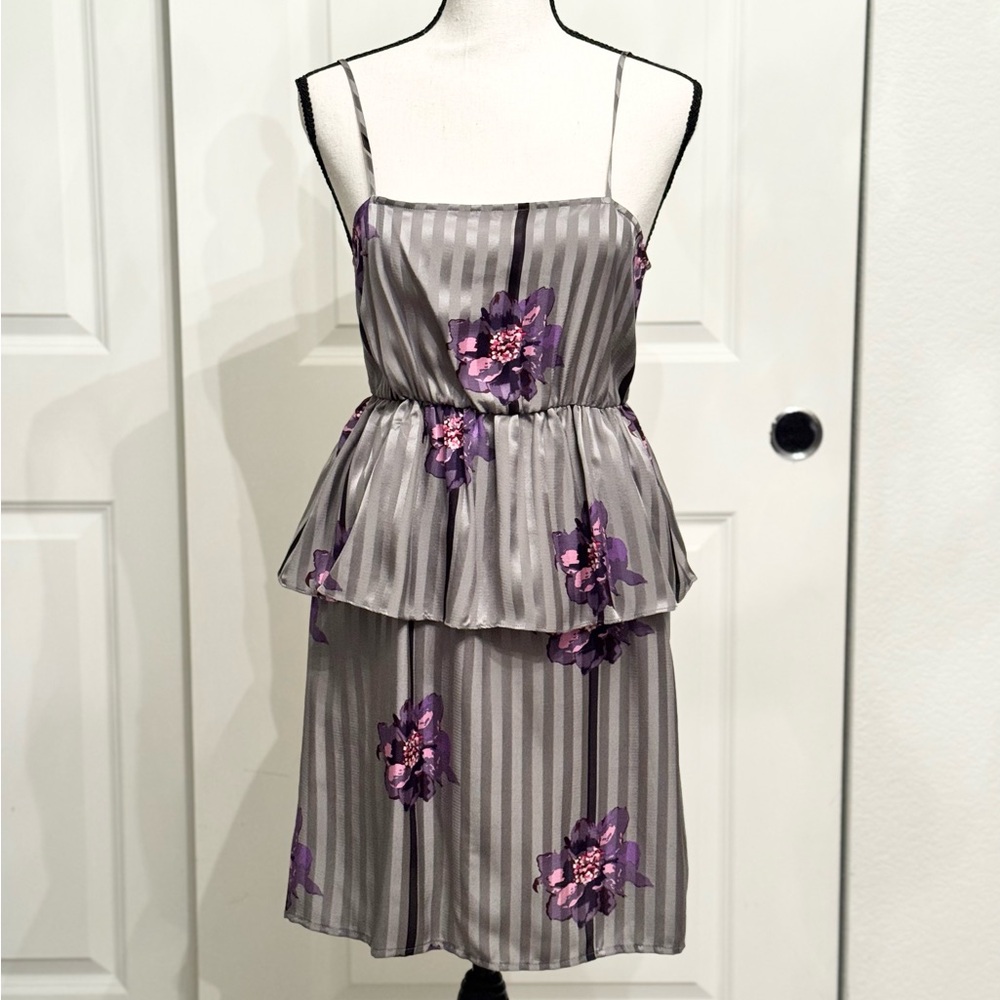 Kimchi Blue New Gray Silk Peplum Cocktail Dress, Size XS